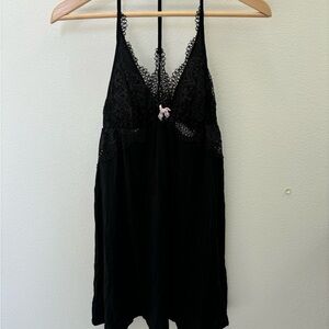 Victoria’s Secret night dress, black